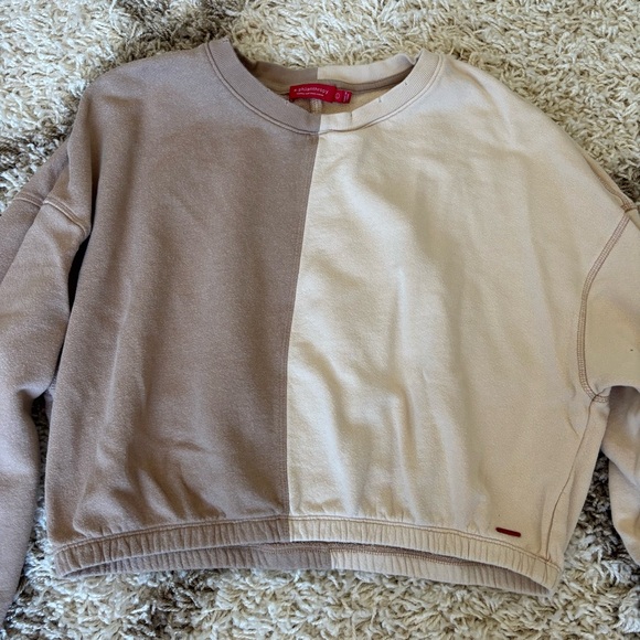 n:PHILANTHROPY Two-Tone Sweatshirt in Beige and Cream - Picture 7 of 8